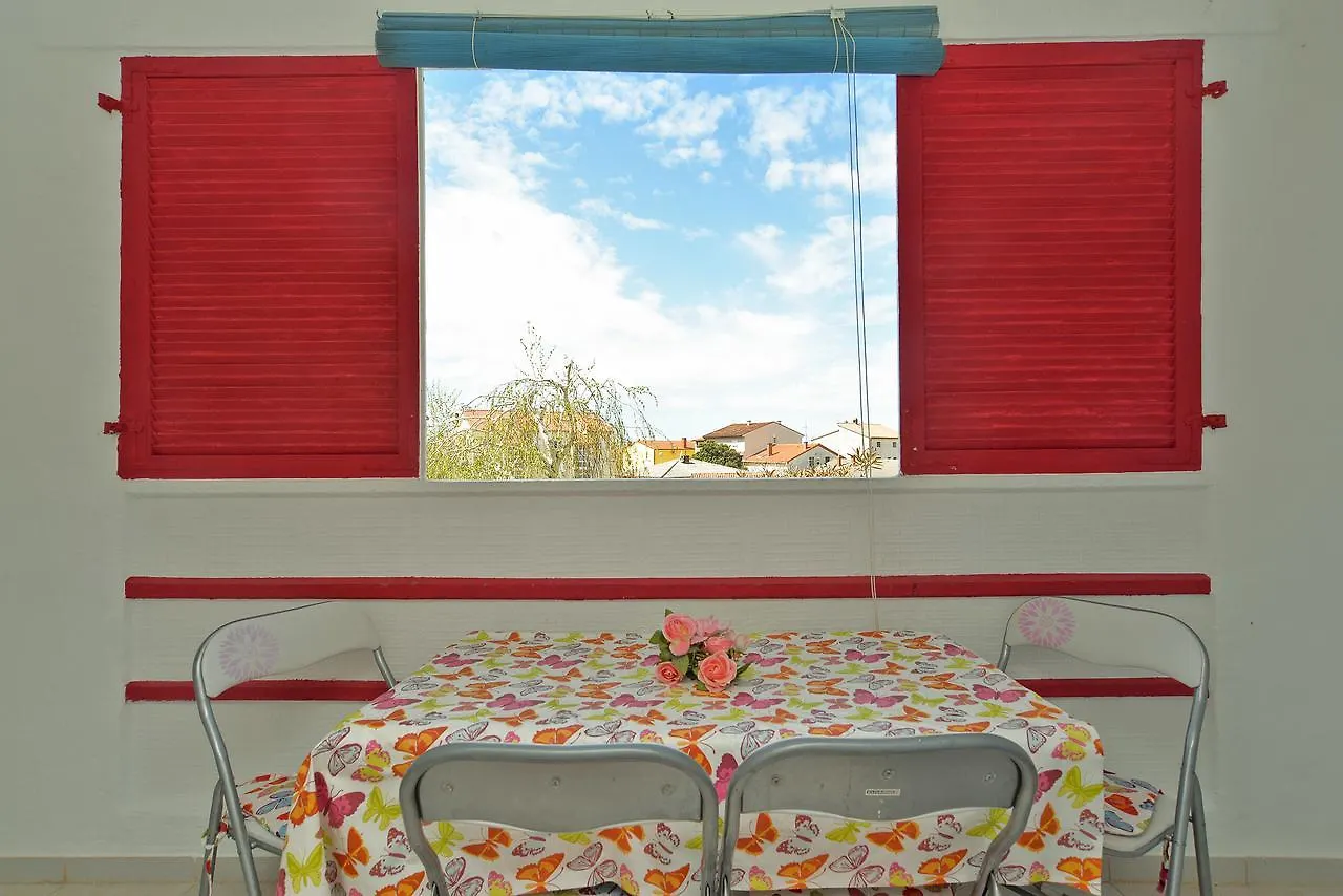 Apartments Stjepan 725 Fazana
