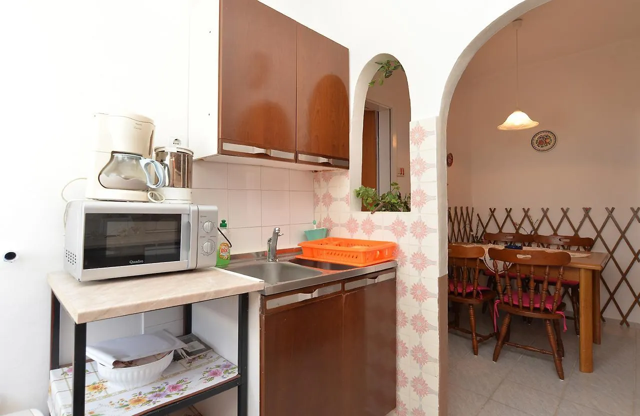 Apartments Stjepan 725 Fazana